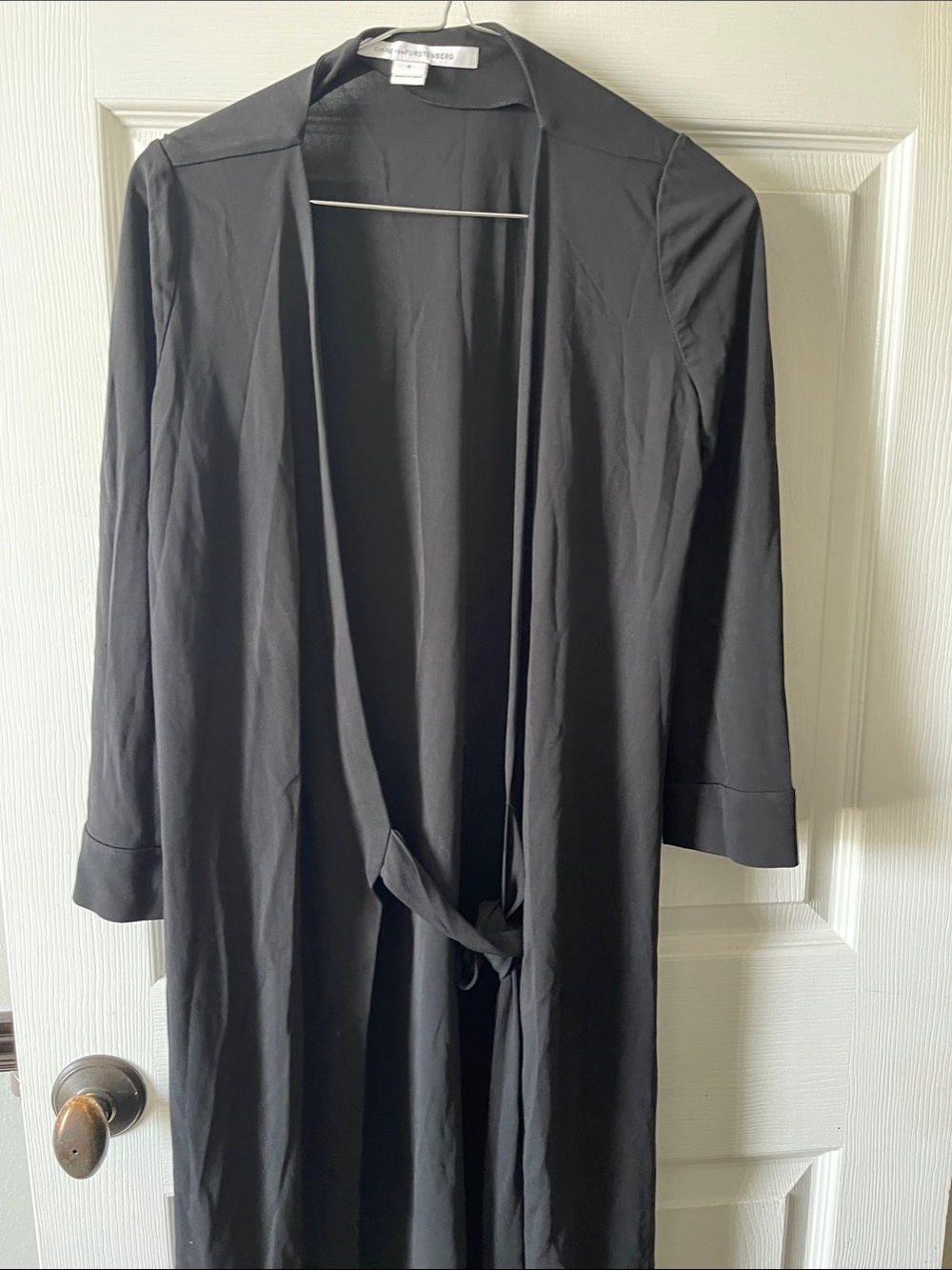 Diane Von Furstenberg classic wrap dress size 6
